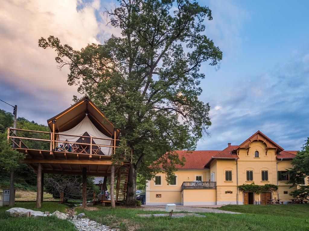 Luxury Vineyard Resort Chateau Ramsak มาริบอร์ ภายนอก รูปภาพ